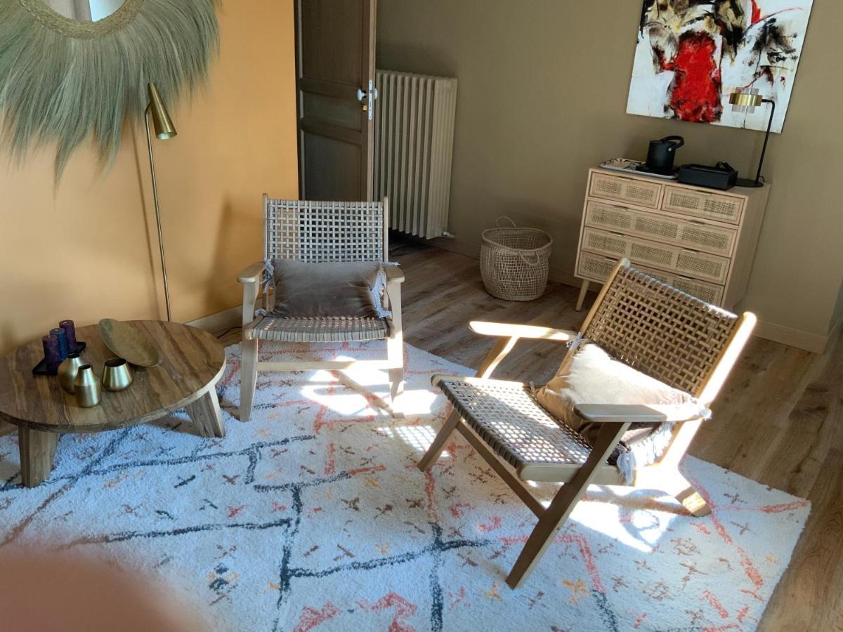 Bed & Breakfast La Bastide Des Grands Chenes Lambesc